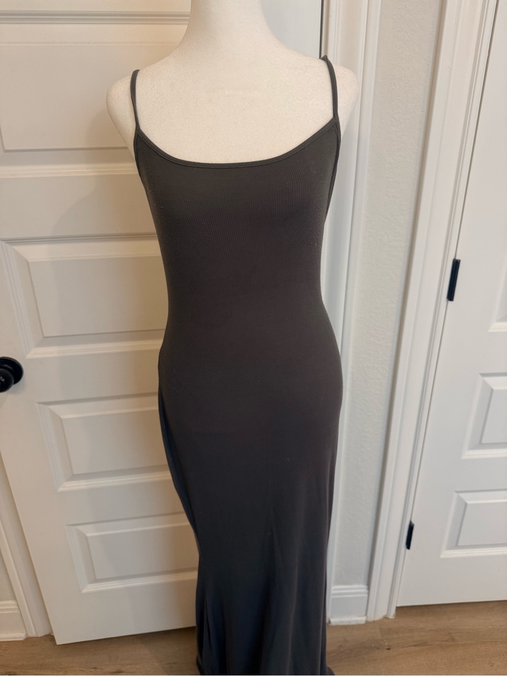 Skims lounge dress L-0002
